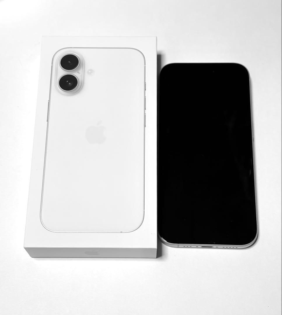 iPhone16 256GB 本体　美品　94% 傷無し　ケース付き