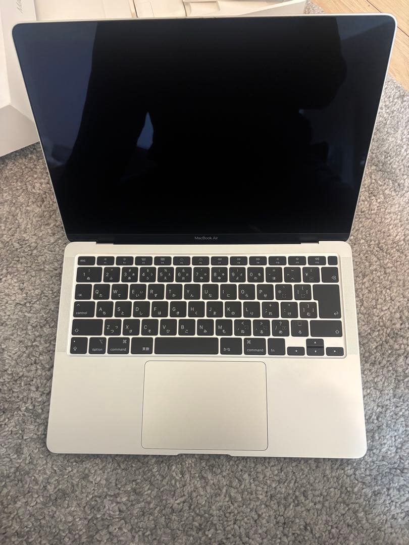 動作良好　MacBook Air 13.3 2020/8GB/シルバー