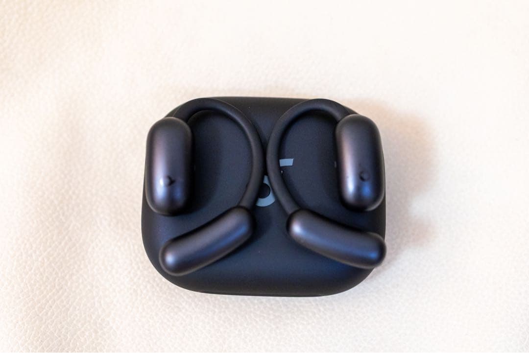 美品 soundcore AeroFit 2 ワイヤレスイヤホン ブラック