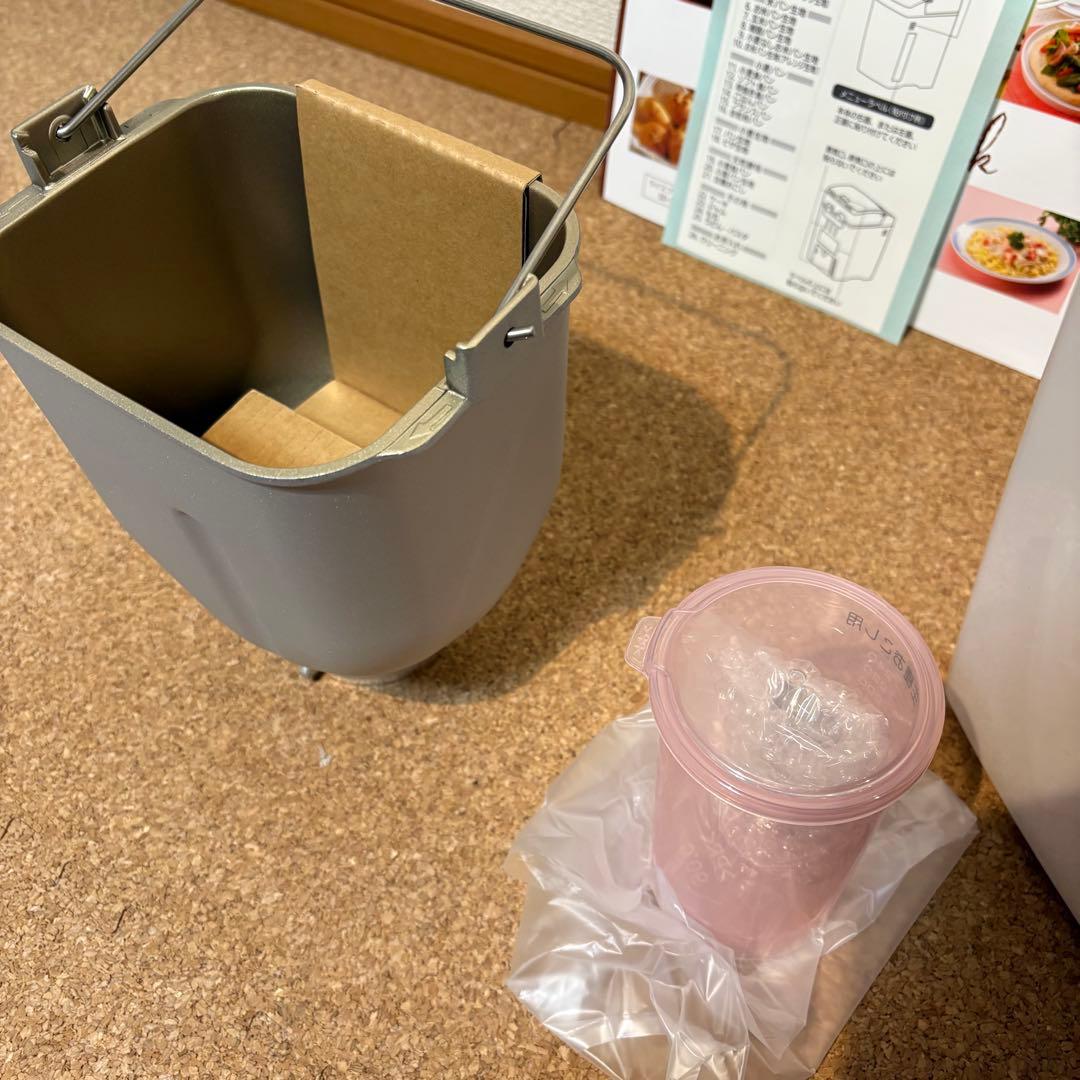 【未使用】Panasonic ホームベーカリー SD-RBM1001 17年製