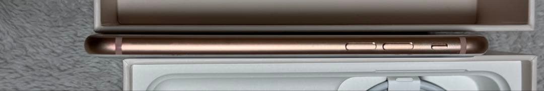 Apple iPhone 8 64GB ピンクゴールド