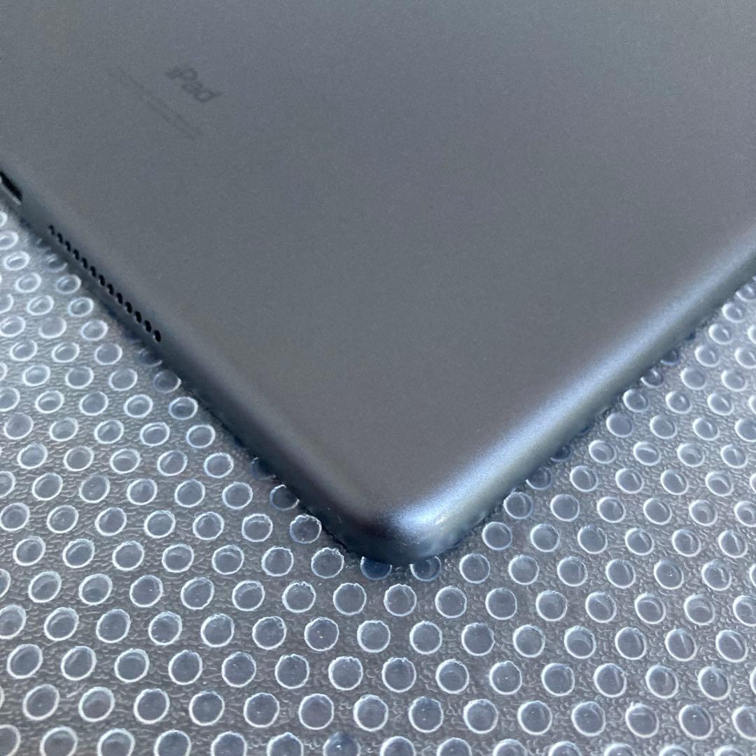 3241【早い者勝ち】iPad7 第7世代 32GB WIFIモデル☆