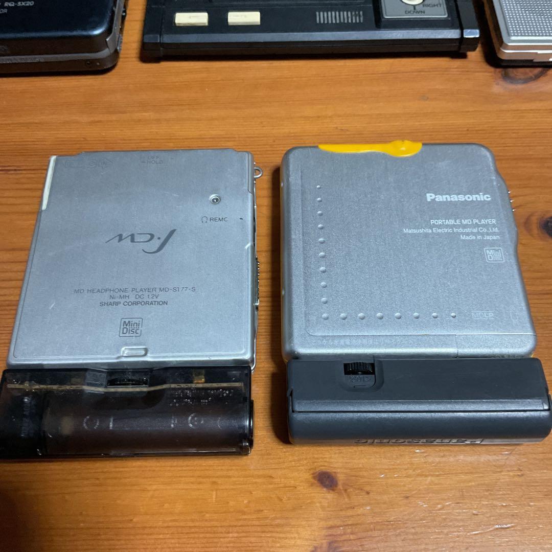 昭和レトロ、ウオークマン 、ラジオ、ゲームジャンク