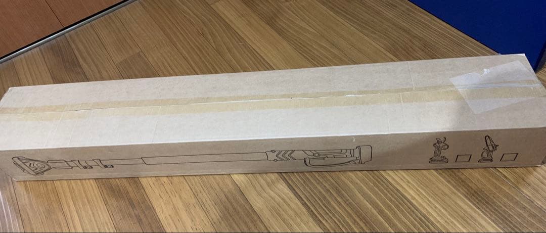 高枝チェーンソー❤️電動 6インチ 充電式ハンディチェーンソー 剪定鋏セット　赤