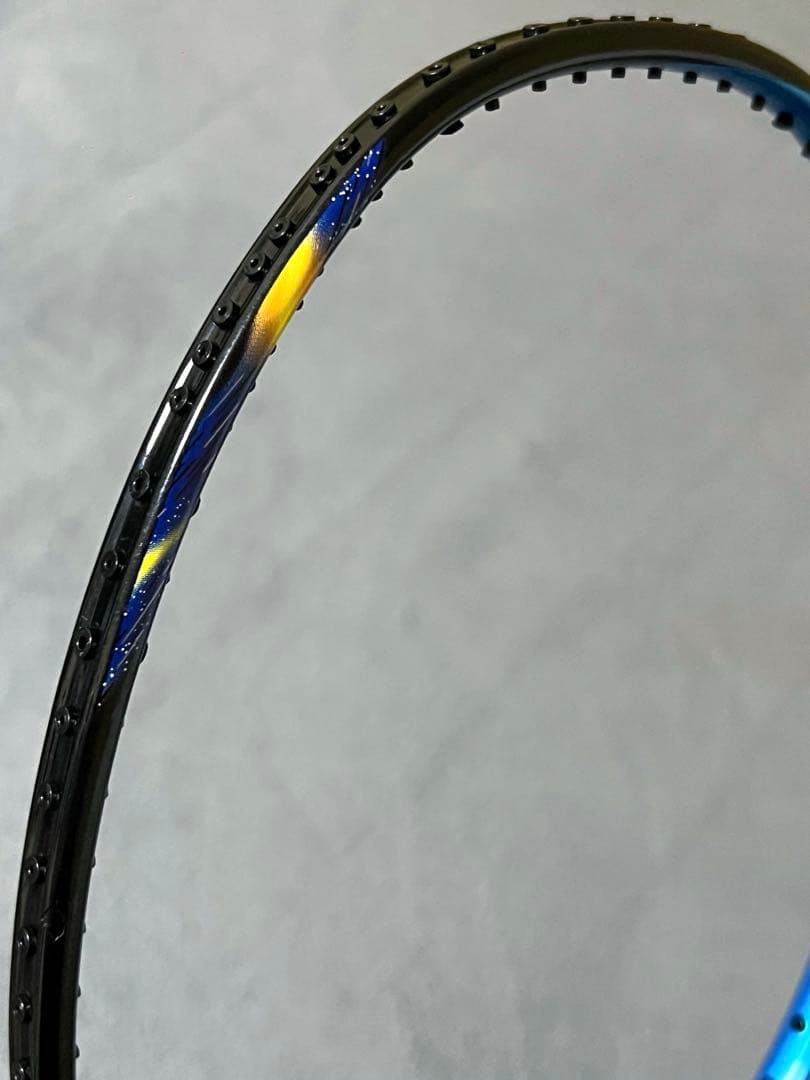 YONEX アストロクス77バドミントンラケットASTROX77青