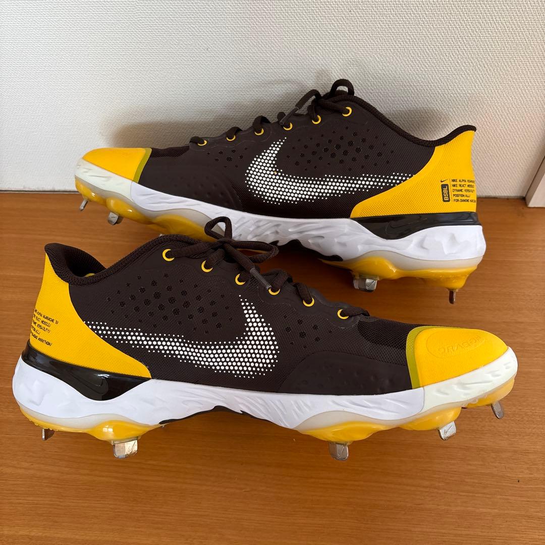 ナイキベースボールメタルスパイク海外モデル　MLBパドレスカラー　US12.0