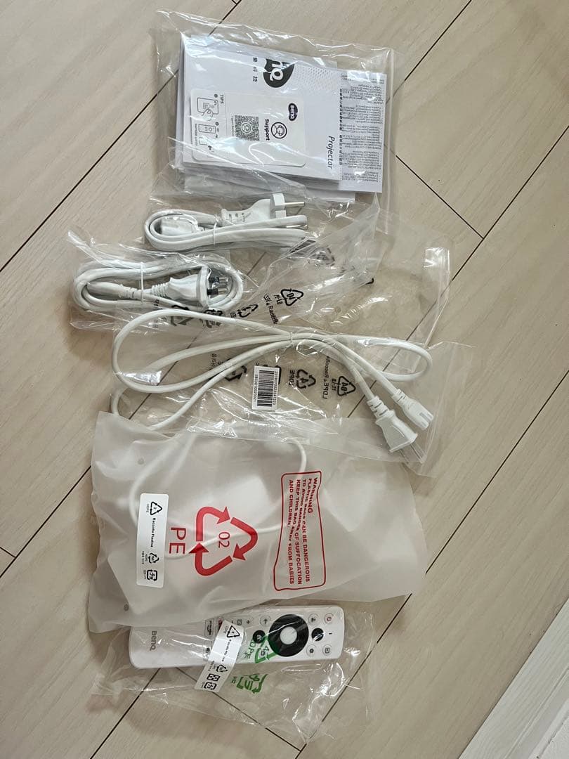 BenQ GV50 Google TV プロジェクター本体