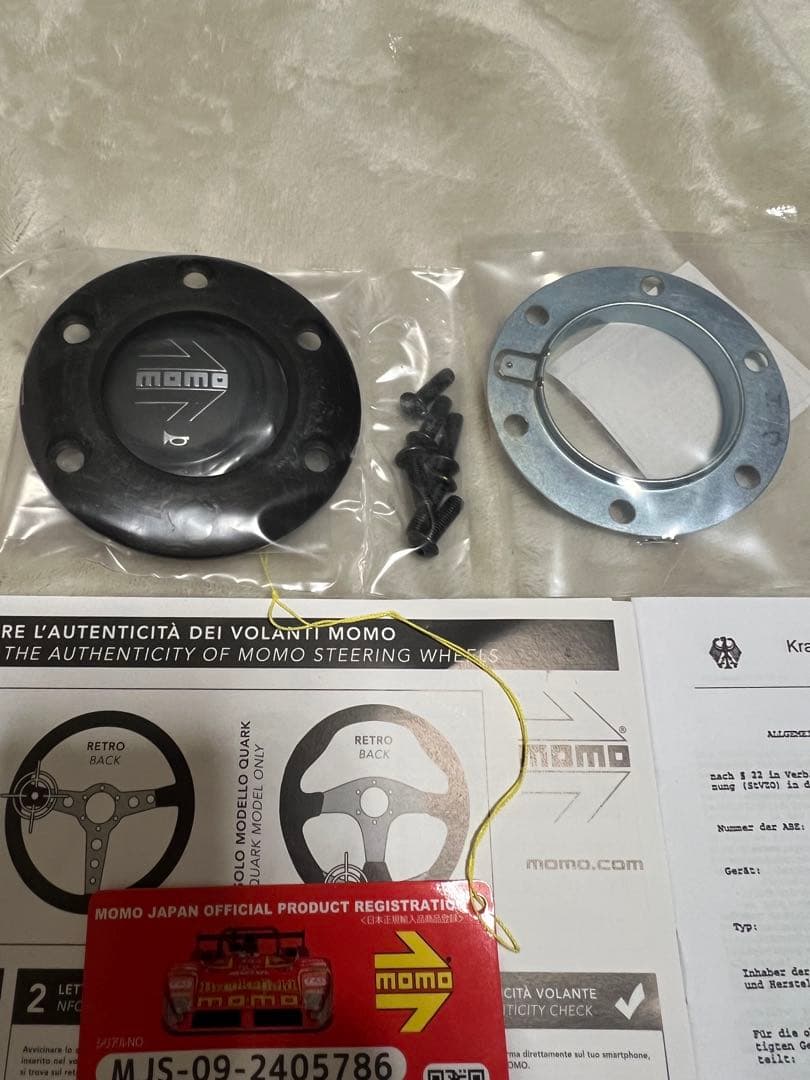 MOMO TUNER BLACK 320mm ステアリング