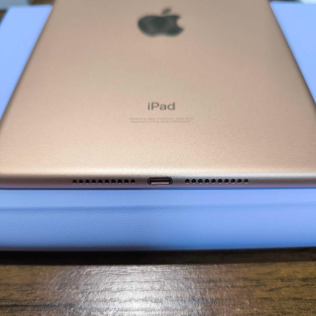 iPad Mini 5 Simフリー 256GB ケースとキーボード、タッチペン