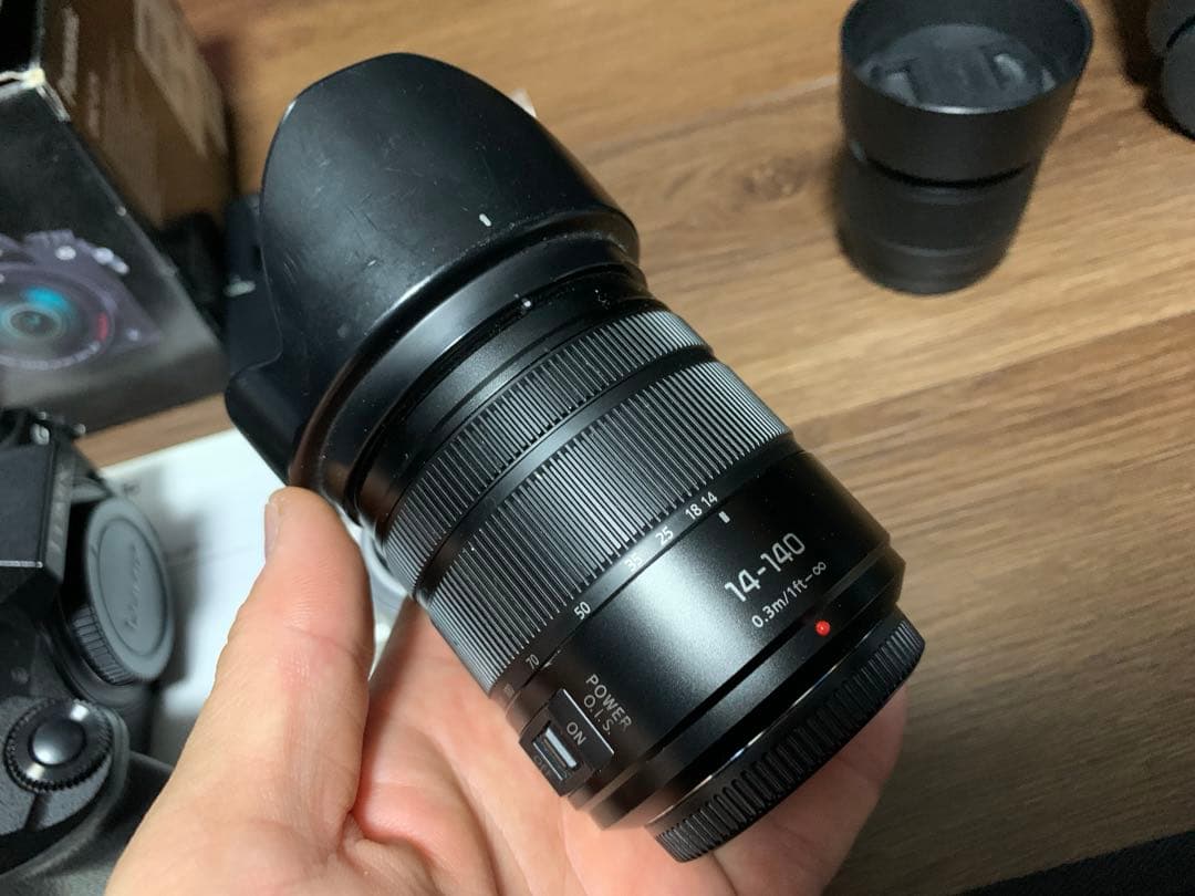 Panasonic LUMIX DMC-G7Hミラーレスとレンズ2本付き