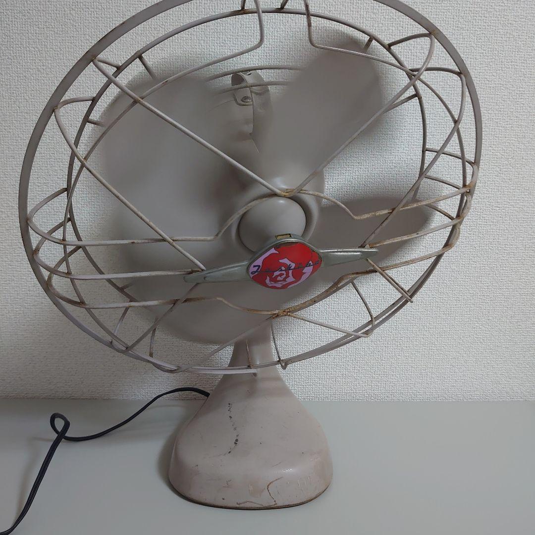 【アンティーク】東芝 4枚羽 金属製　扇風機 エレクトリックファン