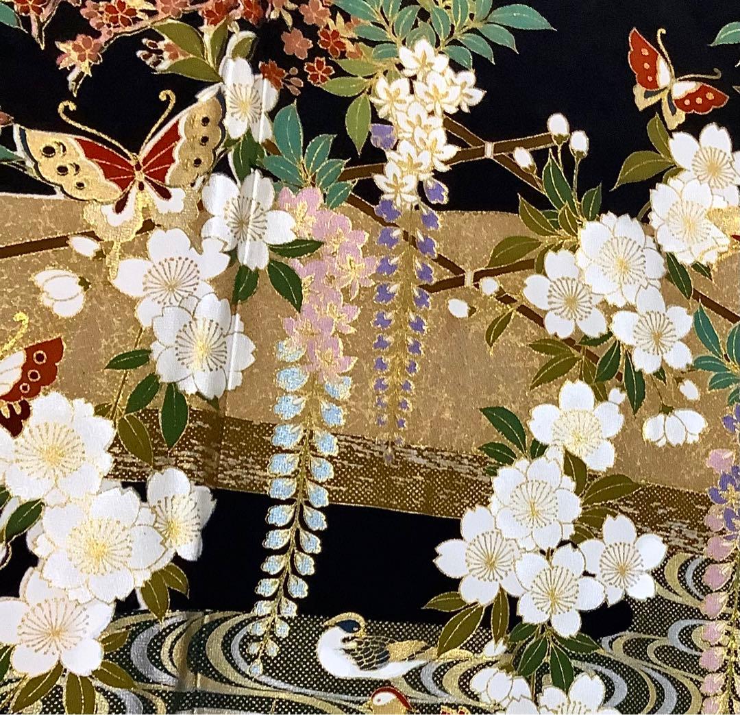 正絹黒留袖　駒刺繍　風景花蝶文　金彩　⑧(訪問着、紬、袋帯なども出品)