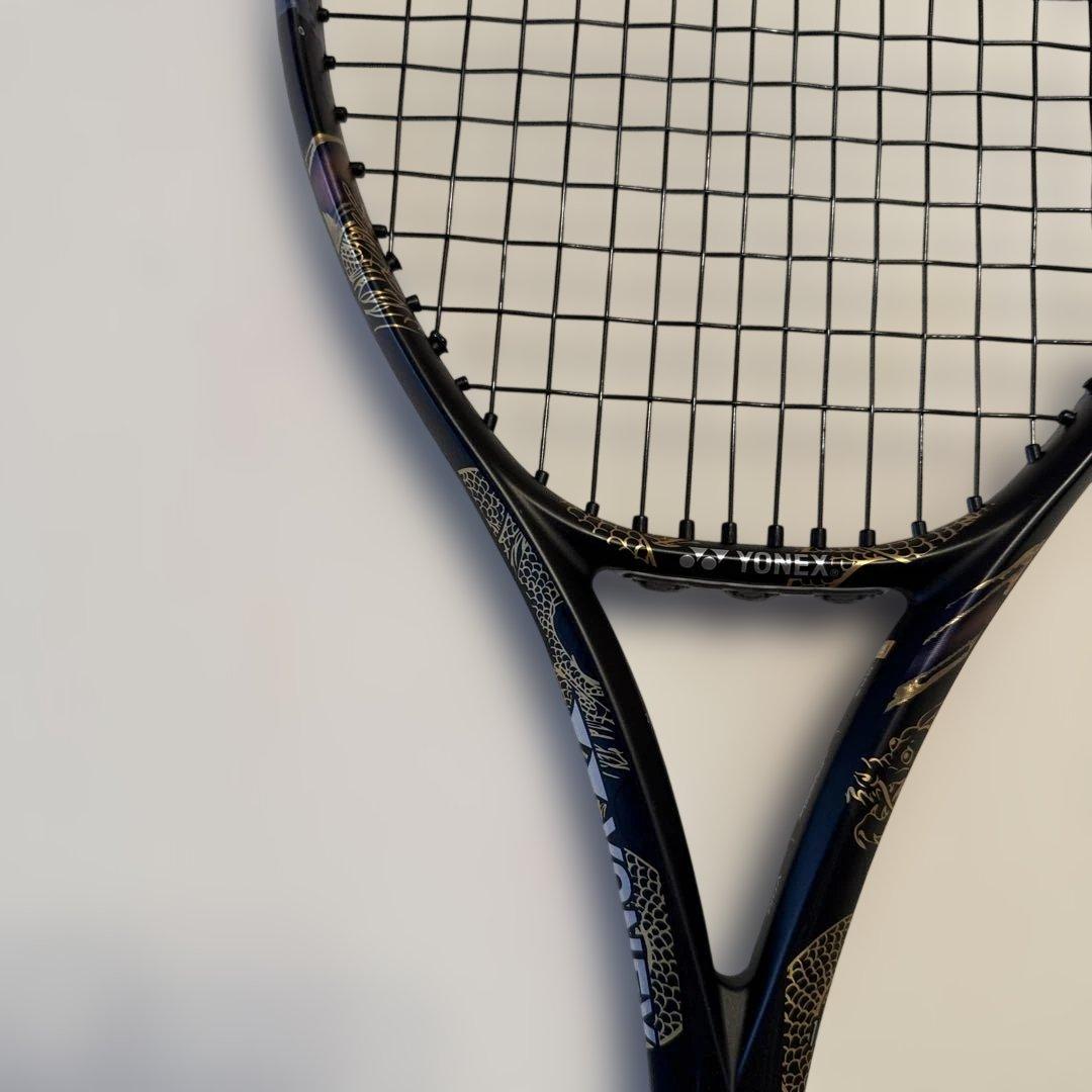 YONEX OSAKA EZONE記念モデルテニスラケット