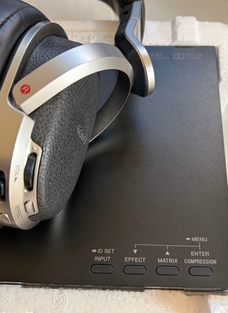 美品　SONY 9.1ch ワイヤレスヘッドホン MDR-HW700DS