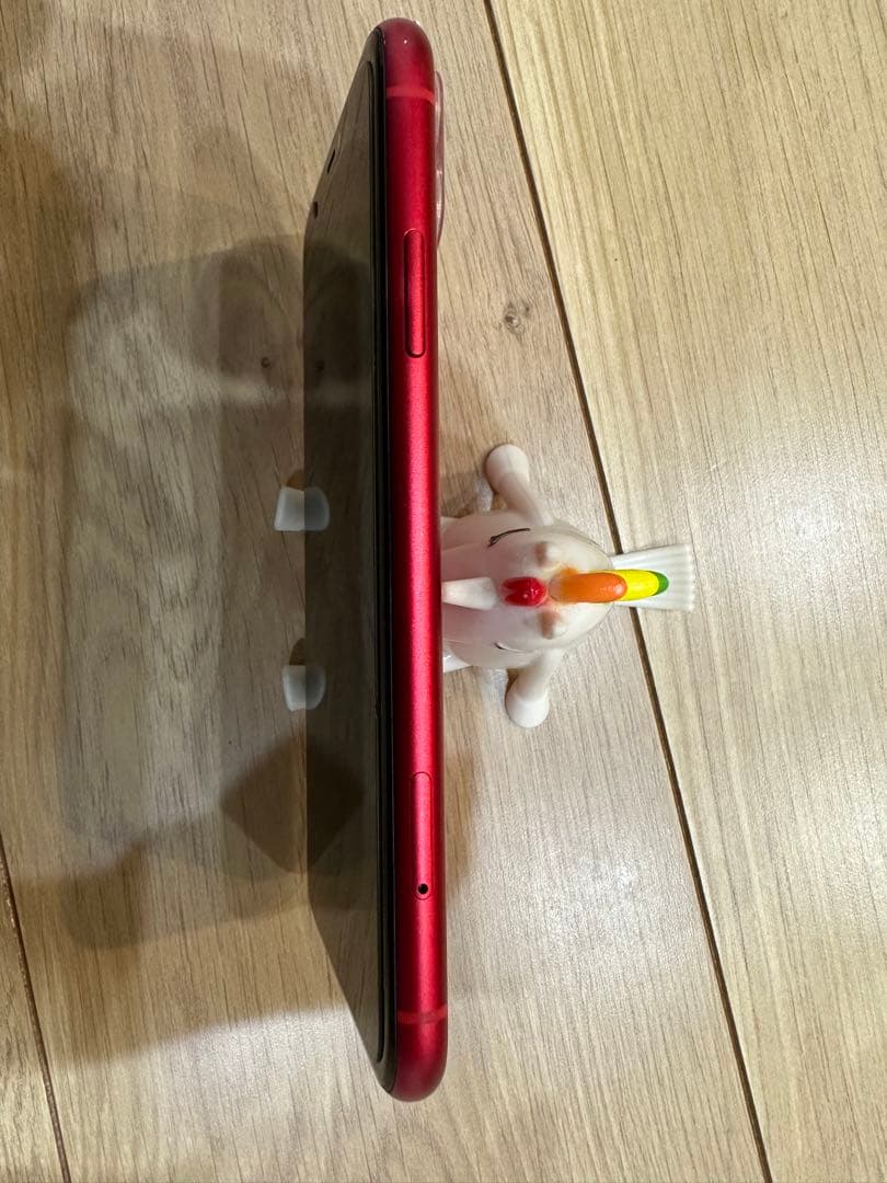 iPhone 11 (PRODUCT)RED 256 GB SIMフリー