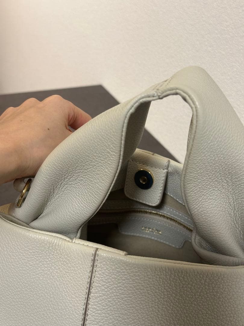 ★まり　POLENE Numéro Neuf エディション チョーク