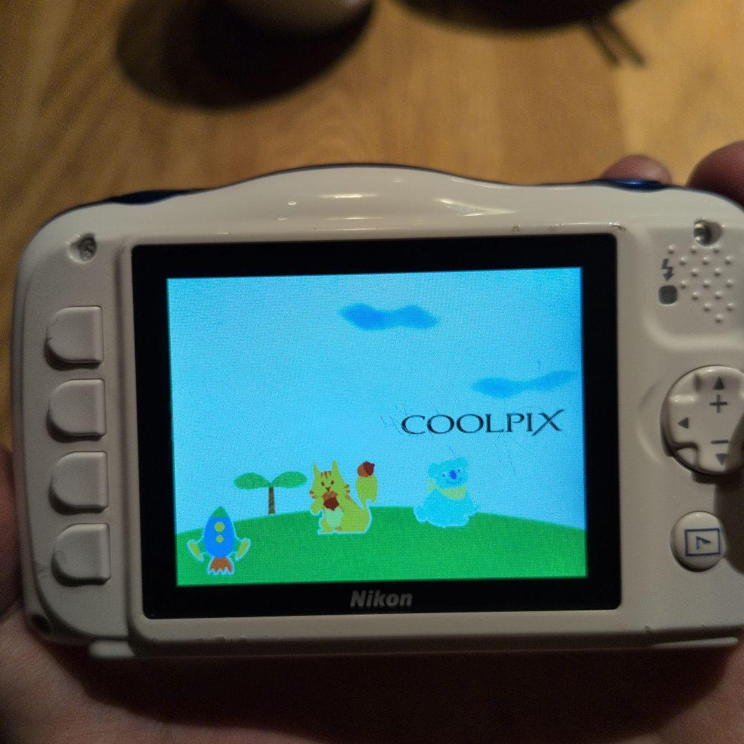 Nikon COOLPIX W100 マリン 防水 デジカメ　カメラ