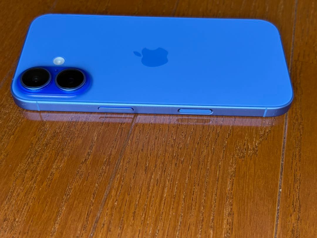 バッテリー100%✨超美品✨iPhone16 128GB 青 SIMフリー