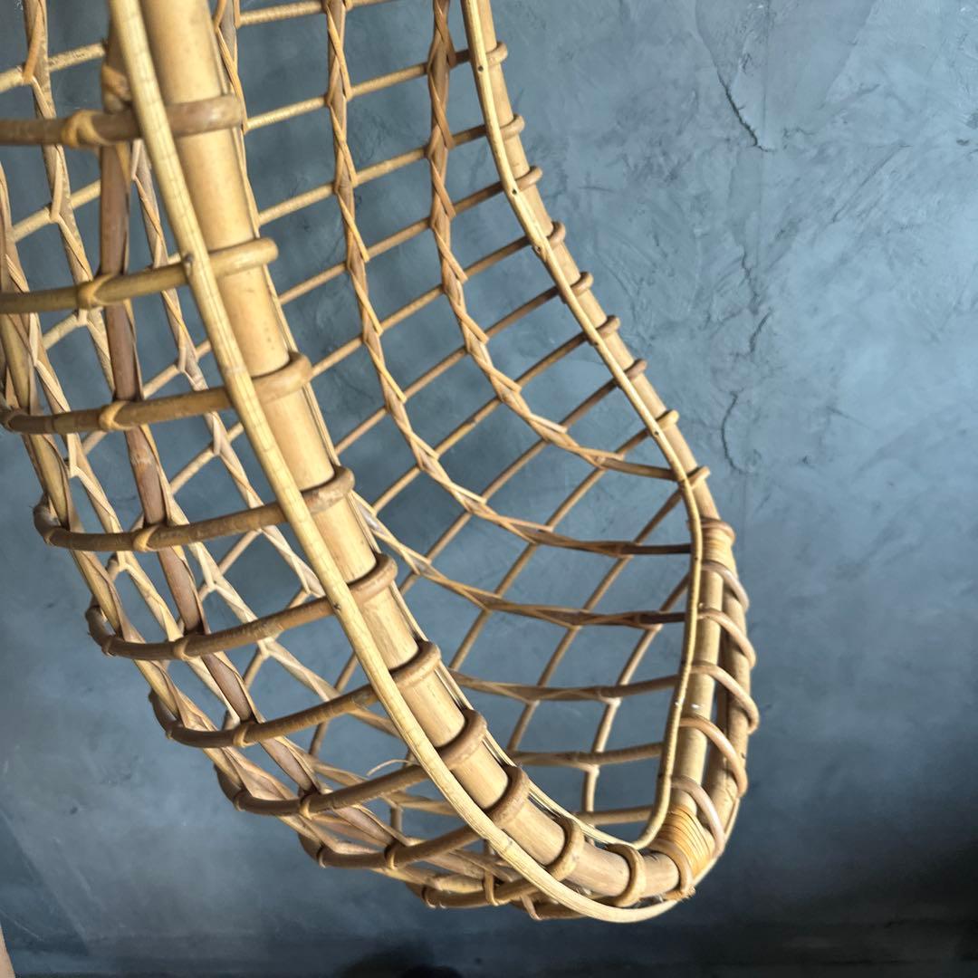 お人形や観葉植物、フェイク植物の入れ物に！ラタン製オーバル型吊り下げチェア