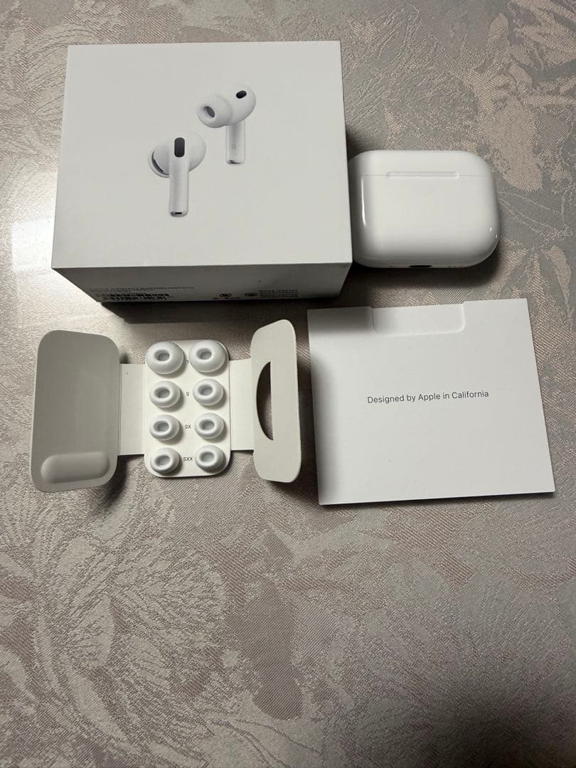 美品！AirPods Pro 3 充電ケース付き