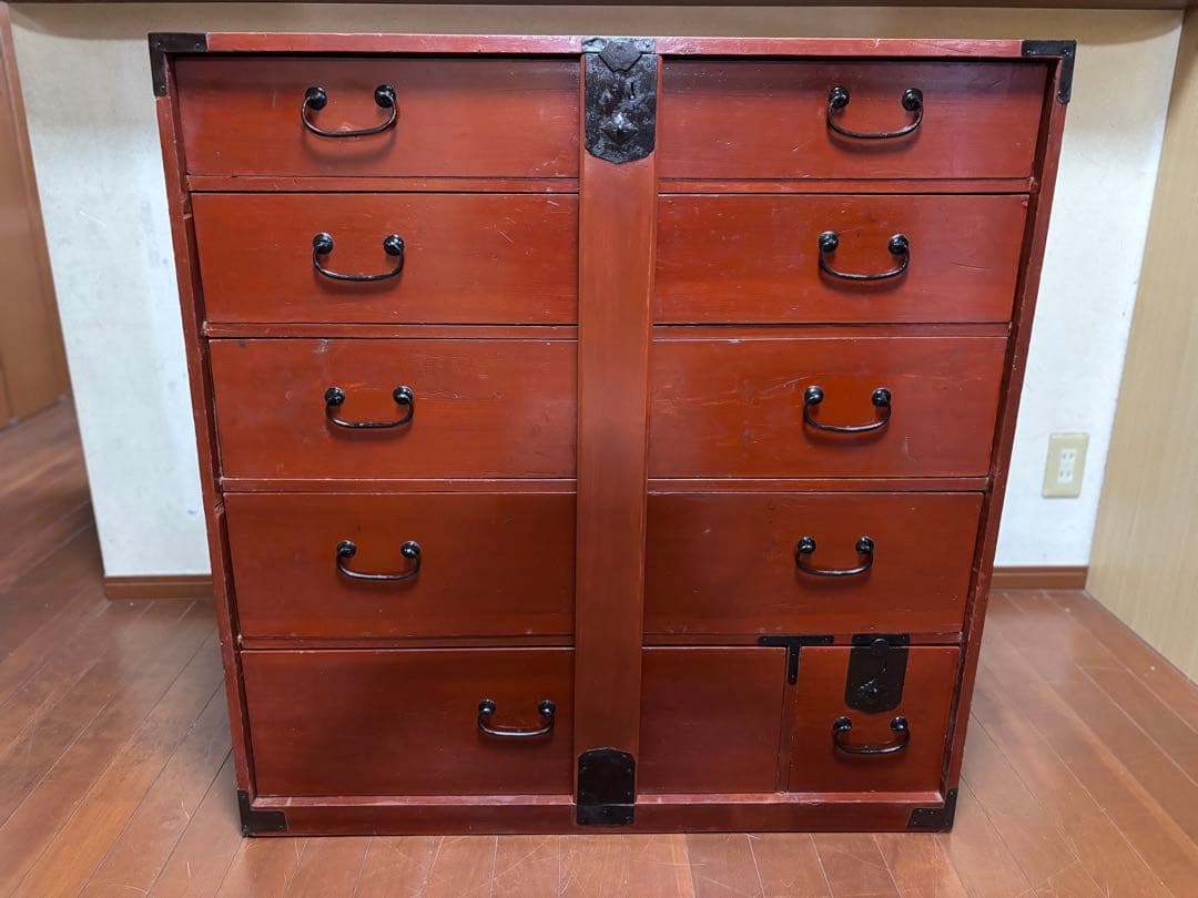 【大幅値引可能】【飛騨家具】和箪笥 かんぬき付き 古家具 アンティーク レトロ