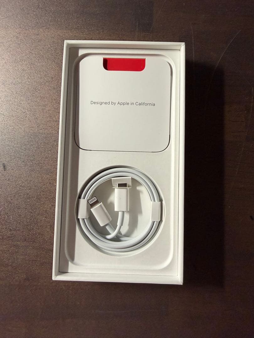 【極美品】iPhone 14 レッド
