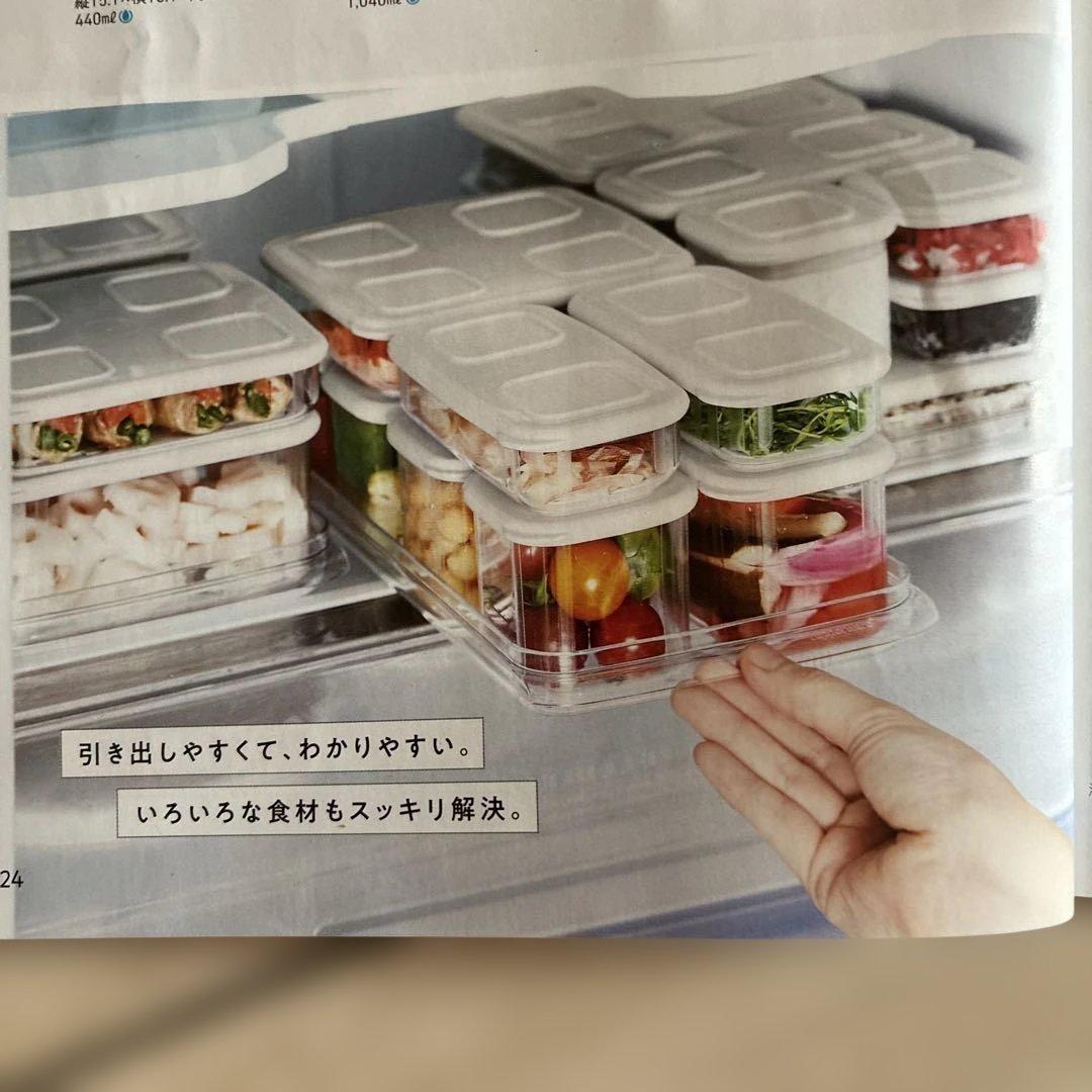 タッパーウェア　新品 クリアメイト12個トレイ付き 水もれ防止構造