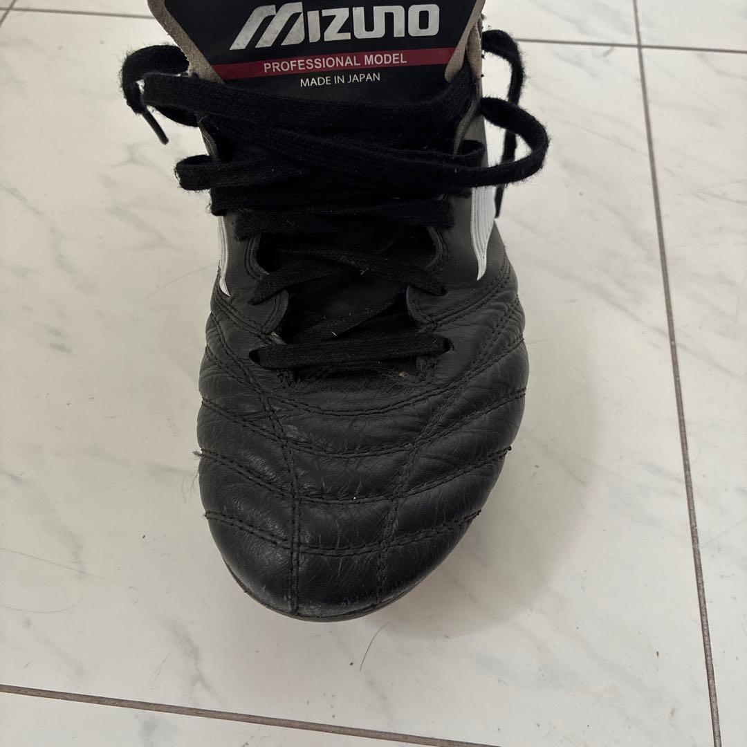 Mizuno Morelia サッカーシューズ ブラック/レッド