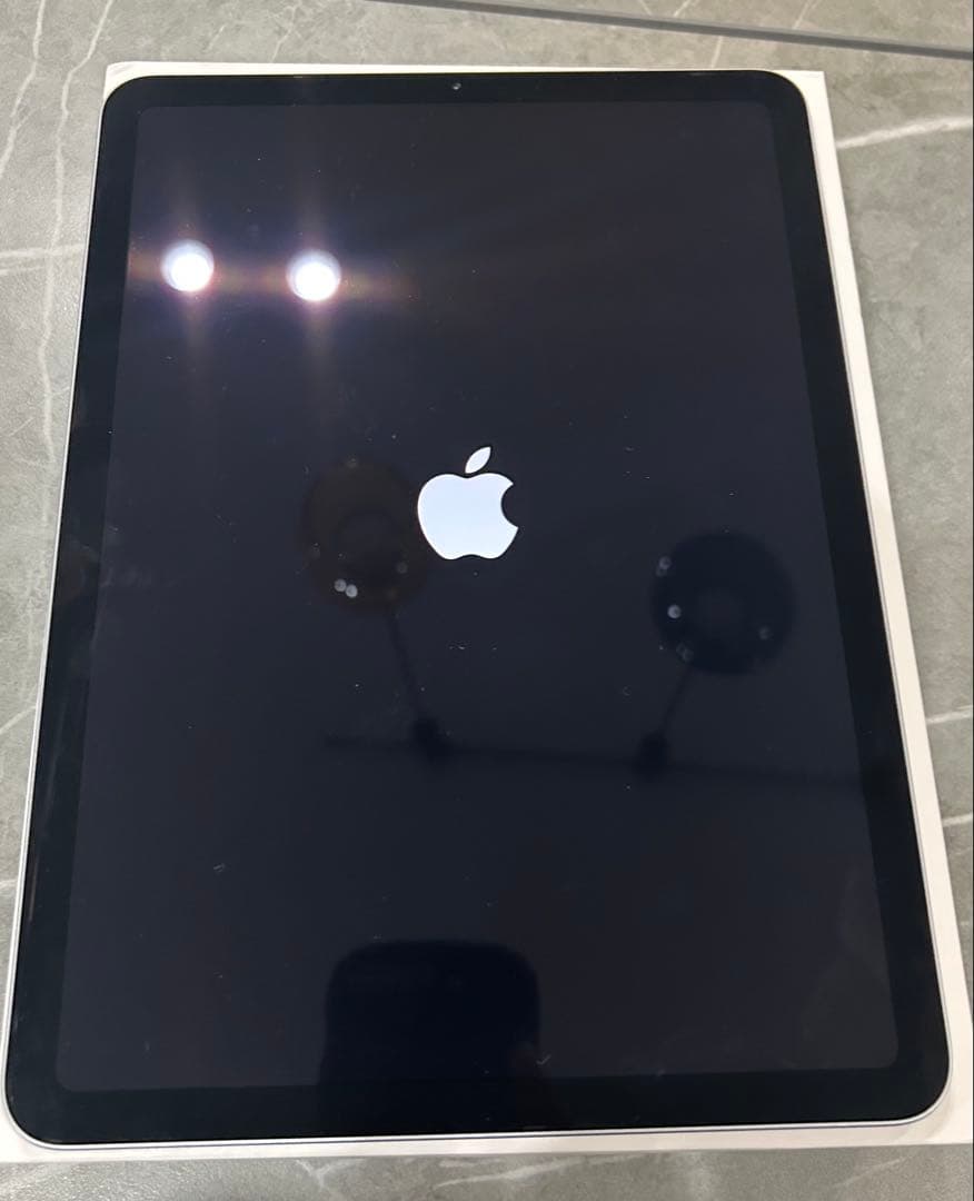 Apple iPad Air (第4世代) スカイブルー 本体