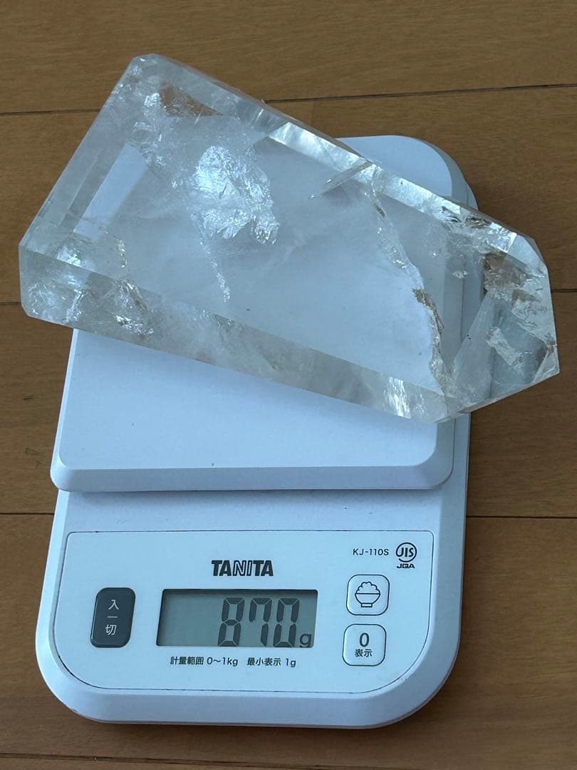 水晶透明度が高く最高品質AAAAAレインボークラック入