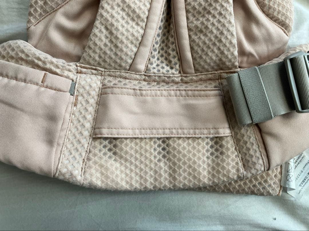 エルゴベビー　オムニブリーズ　抱っこ紐　ピンククォーツ