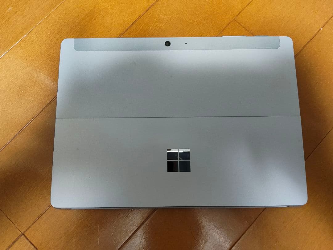 Surface Go3 バッテリー充電62回
