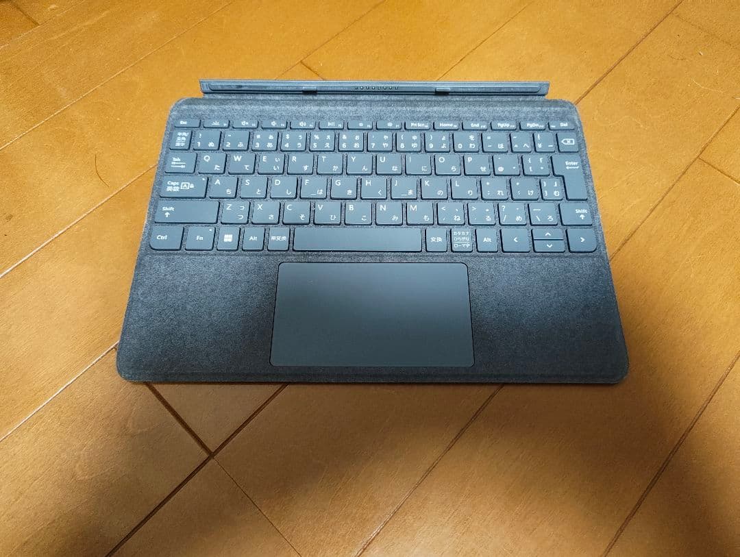 Surface Go3 バッテリー充電62回