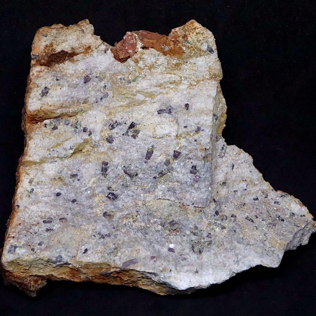 カリフォルア産 コランダム ルビー 原石 399.5g CRD100 鉱物天然石