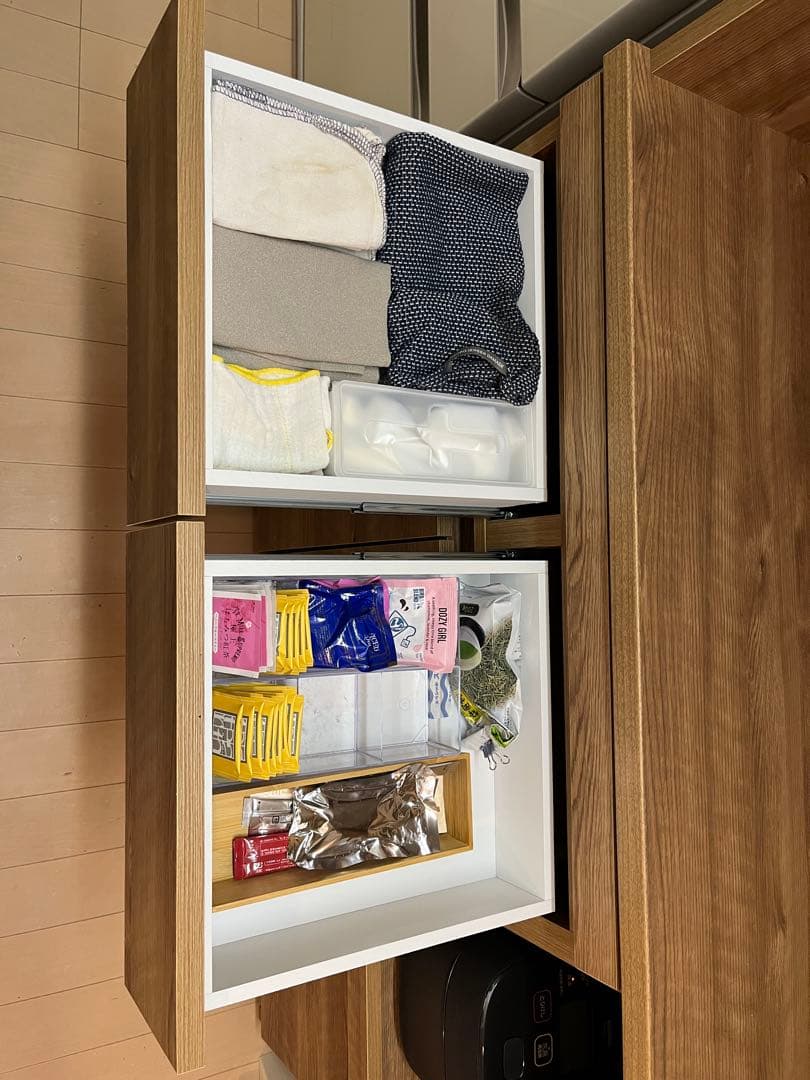 【送料込】LOWYA木目調食器棚