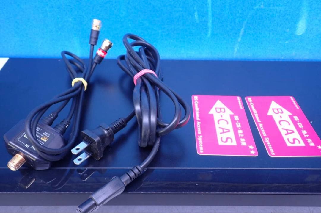 D924#Panasonic ブルーレイDMR-2X302 3TB 2022年製