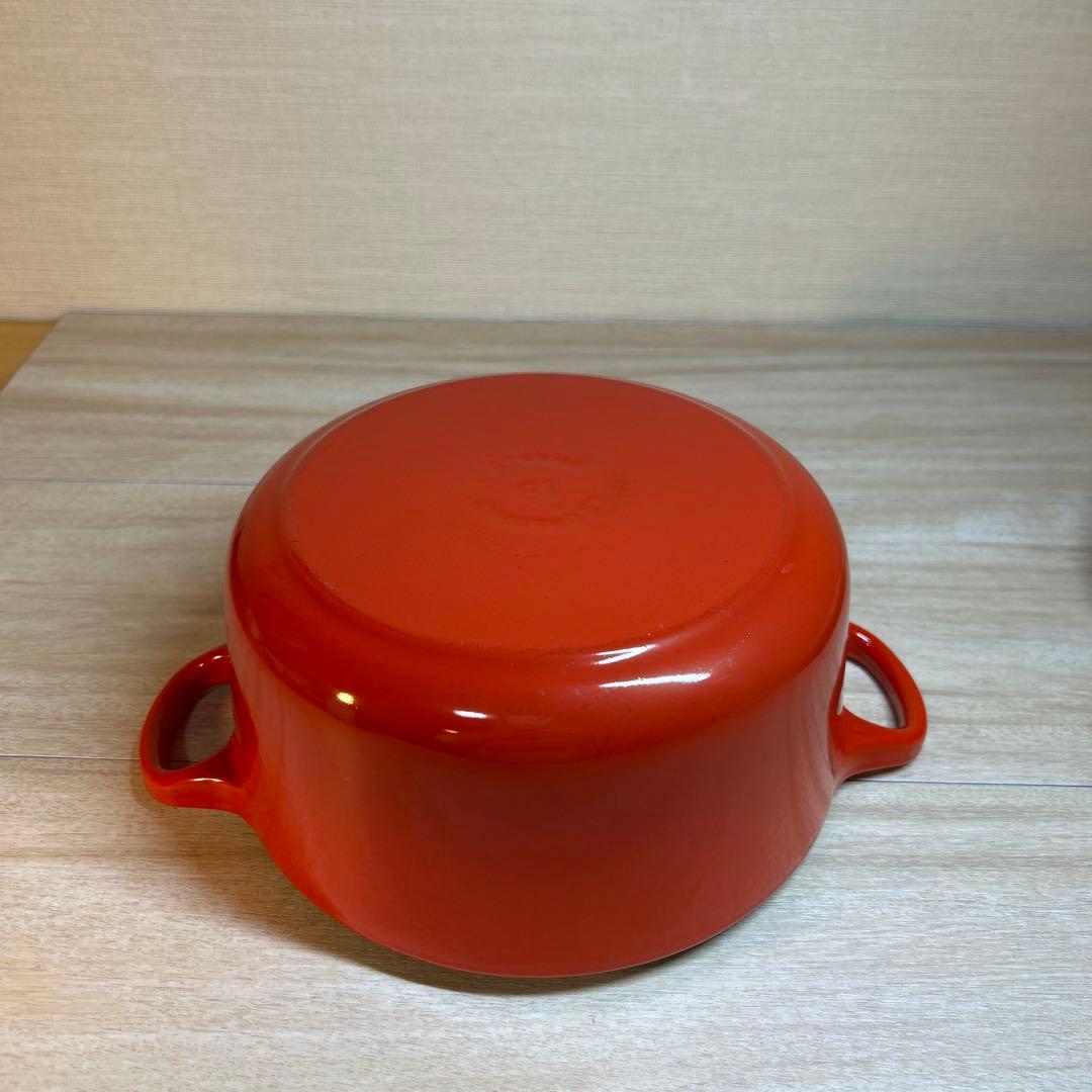 ルクルーゼ　ココットロンド　18cm チリレッド　両手鍋　鍋