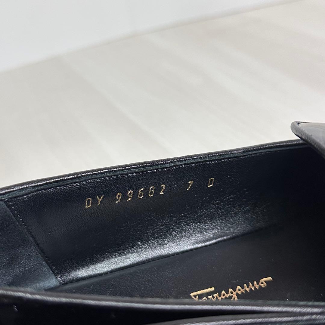 美品☆フェラガモ☆レディース☆パンプス☆エナメル☆ブラック☆サイズ7☆168