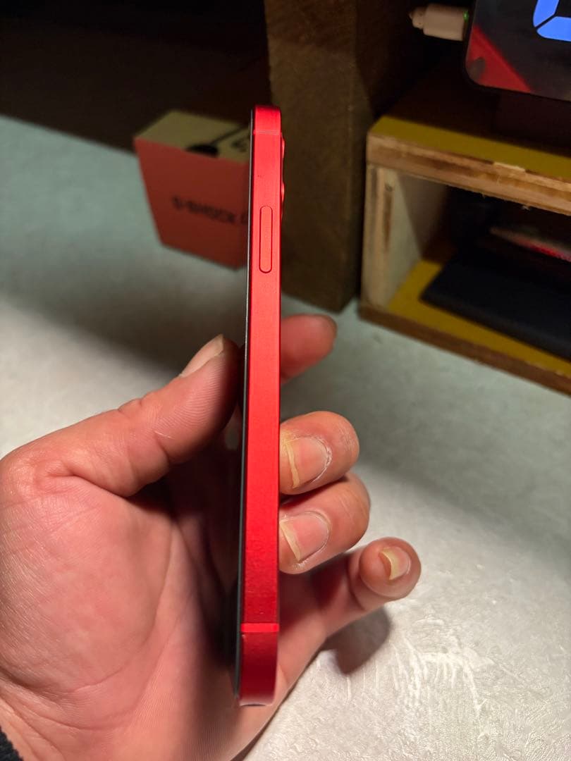 Apple iPhone 12 (PRODUCT(RED)) 本体