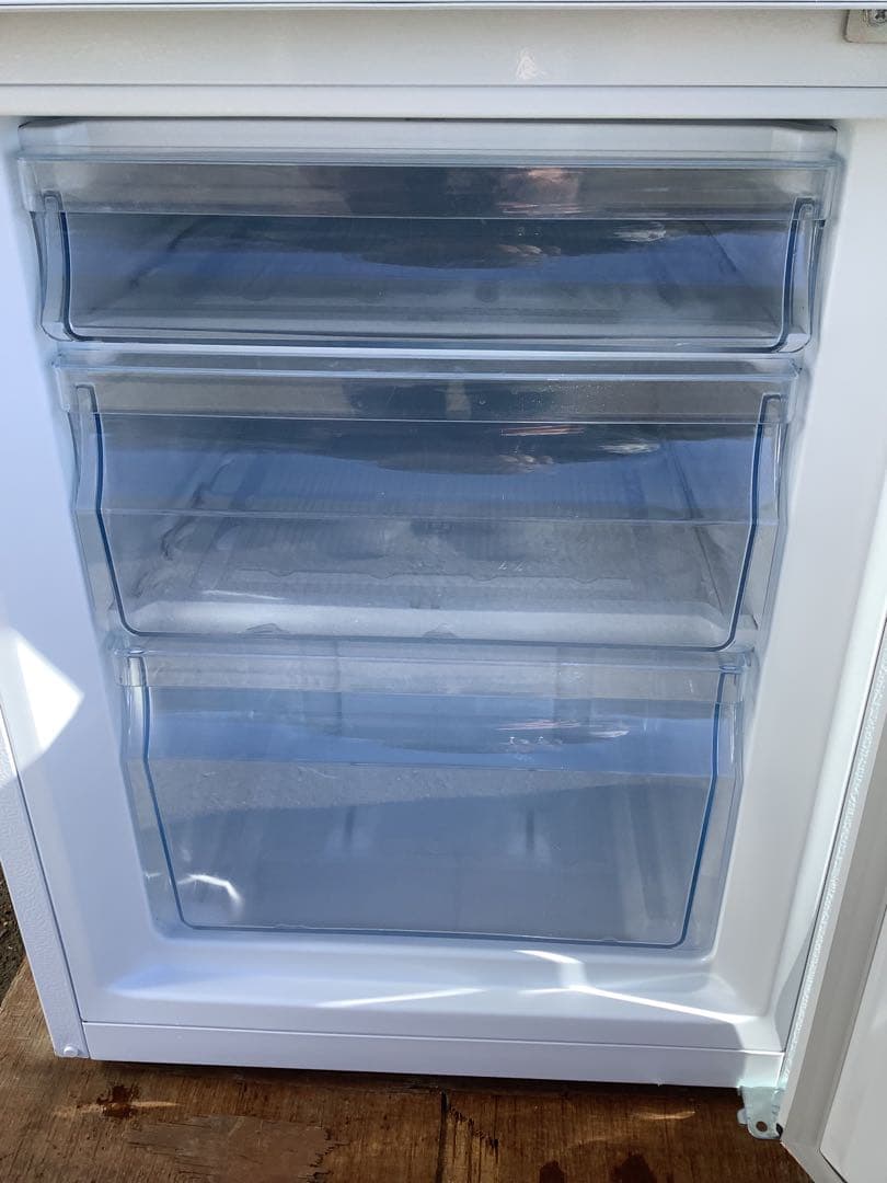 maaya ハイセンス 冷蔵庫 2022年製 HR-D1701W 175L