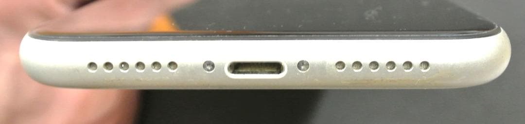 【Happy price】iPhone11　128GB　ホワイト　SIMフリー