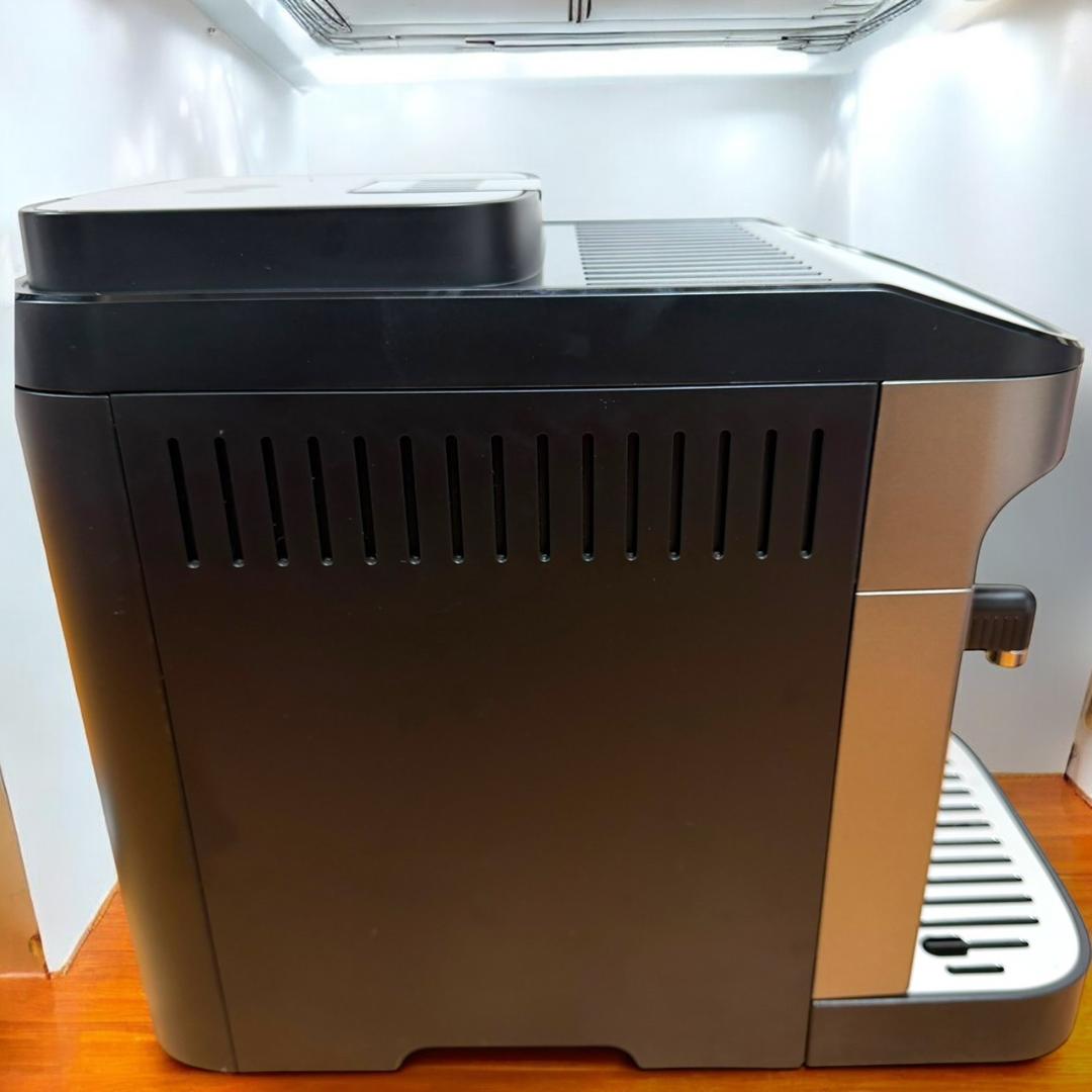 ☆良品 デロンギ ECAM29081TB マグニフィカEVO エスプレッソマシン