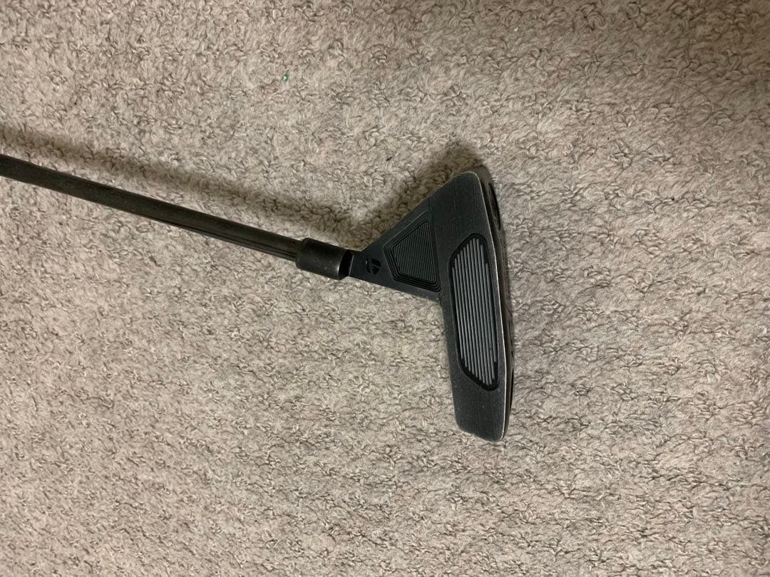 テーラーメイド　トラスパター　限定ブラック