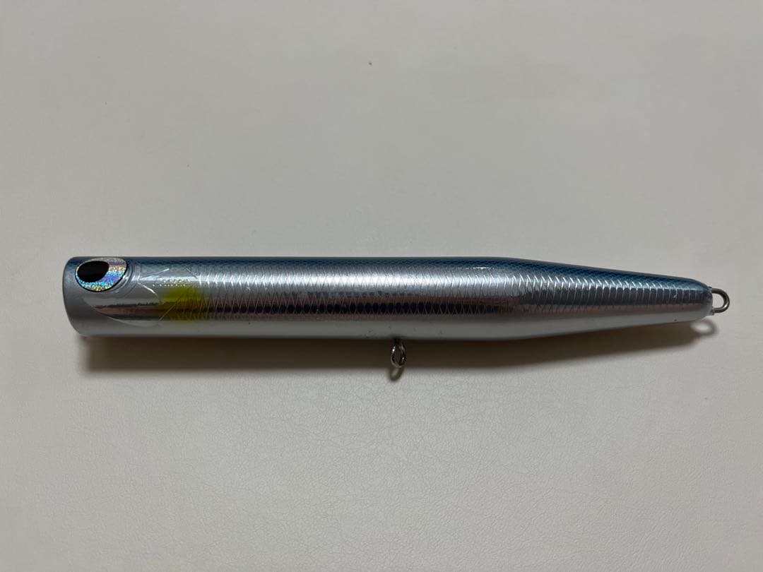 Beacon 210　ビーコン210 trippers x D-CLAW