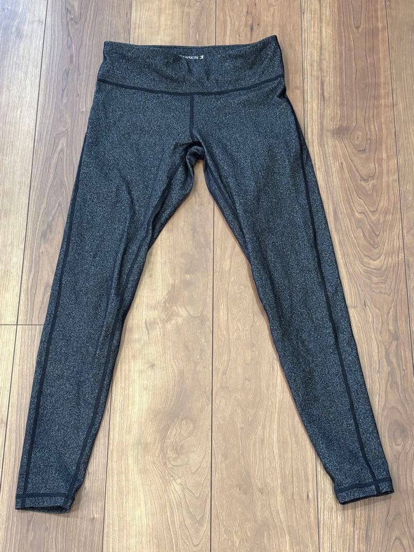 美品　ダンスキン　ヨガウェアセット