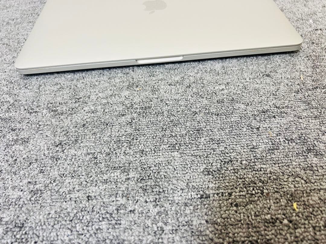 MacBook本体 Macbook Pro 2020 Core i7/16/512GB