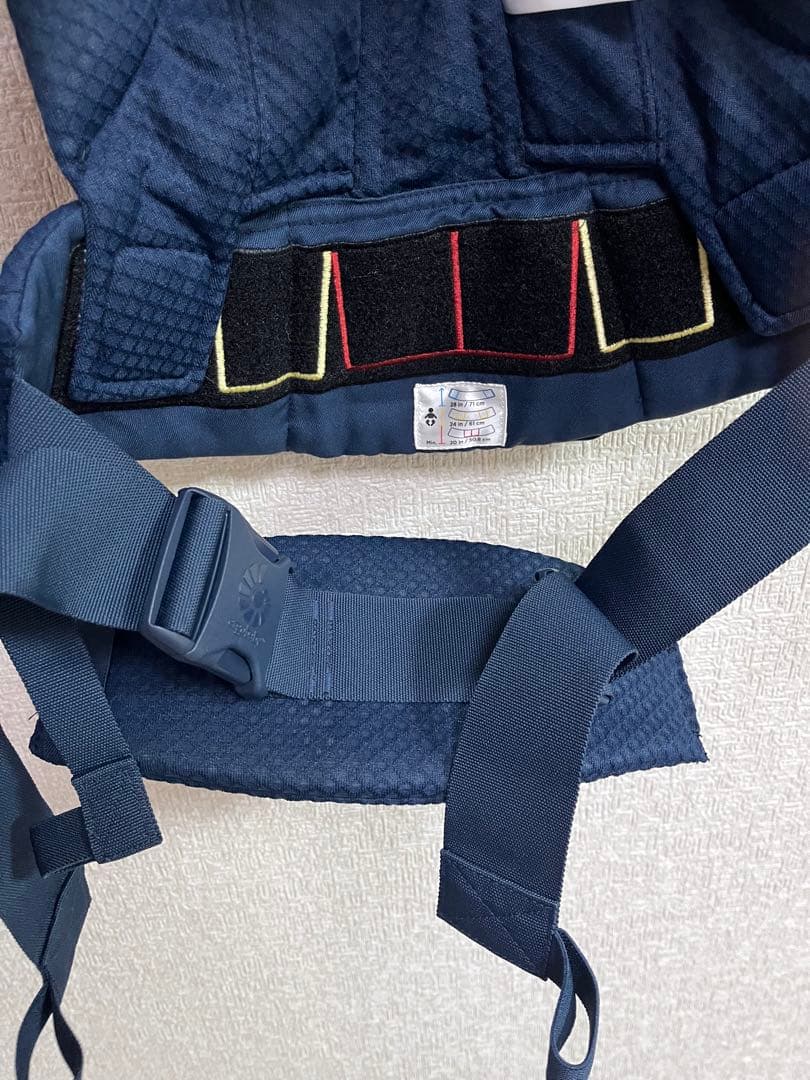 ergobaby オムニブリーズ　ミッドナイトブルー　 抱っこ紐　エルゴ