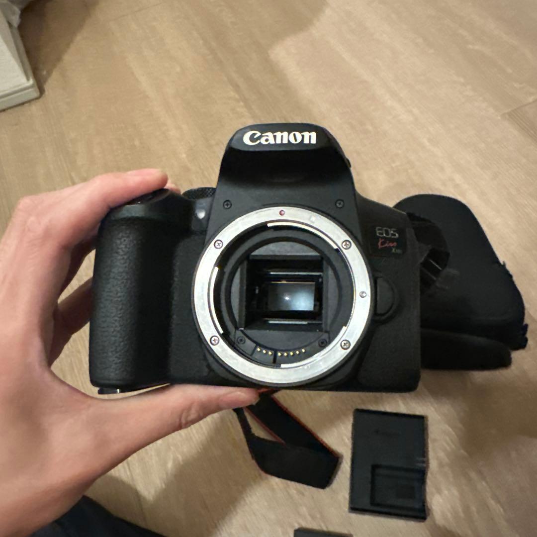 Canon EOS Kiss X10i ボディ本体
