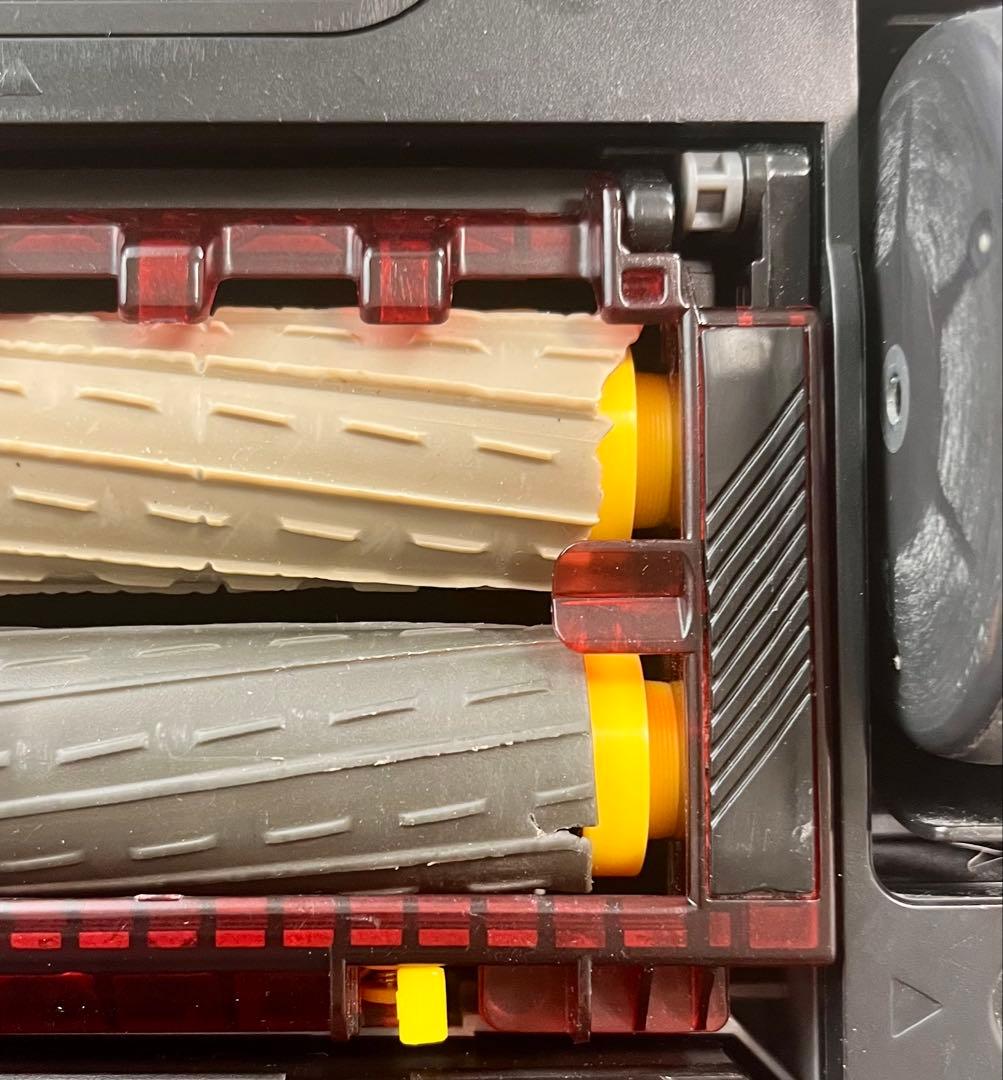 【少し訳あり美品】iRobot ルンバ 980 フィルターとブラシは新品に交換済