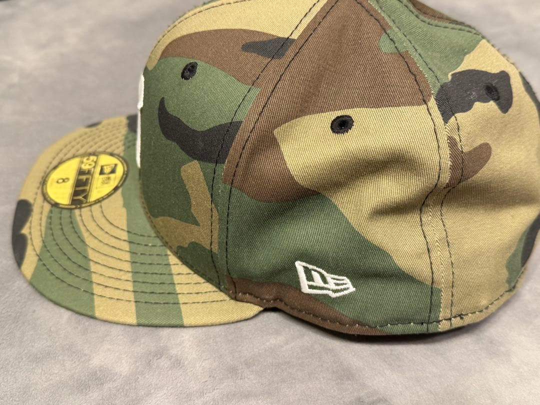 Supreme Screwball S logo New Era サイズ8